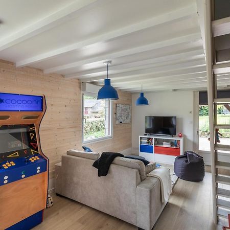 La Villa Du Golf - Avec Piscine Couverte Chauffee Et Jacuzzi Le Tronchet  Bagian luar foto