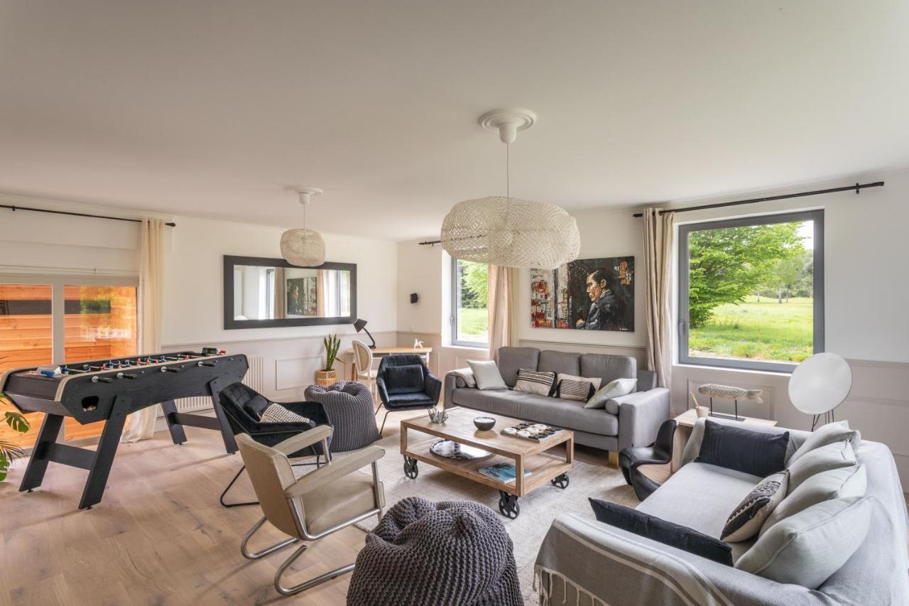 La Villa Du Golf - Avec Piscine Couverte Chauffee Et Jacuzzi Le Tronchet  Bagian luar foto